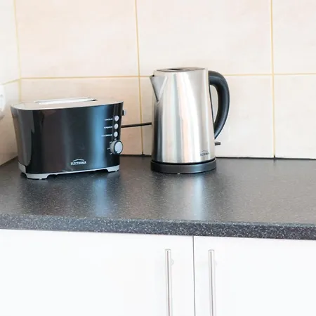 Charming Traditional House In Tiny, Cozy Village Budens